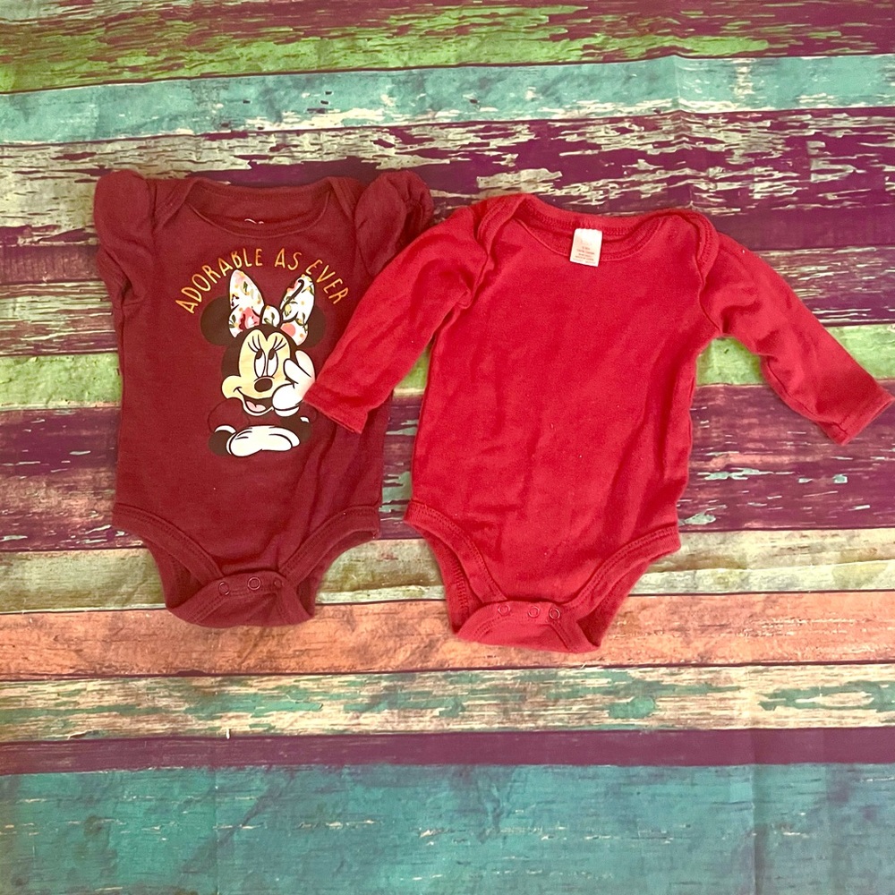 Two tshirt 0-3 months girls